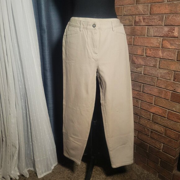 Chico's So Slimming Lt. Beige Ankle Pants Tummy Control - Size 1 (fits size 8) - Picture 5 of 12